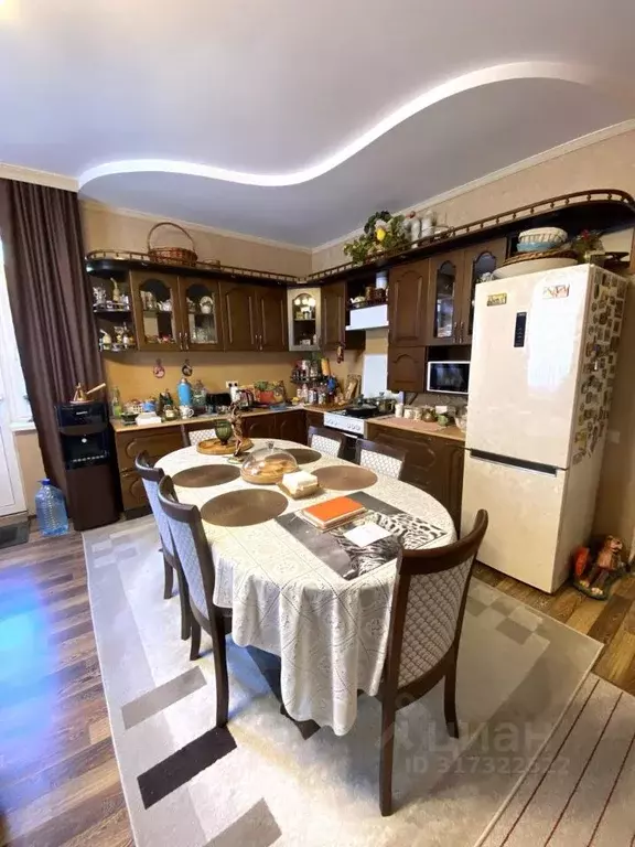 3-к кв. Краснодарский край, Геленджик ул. Гоголя, 18 (90.0 м) - Фото 1