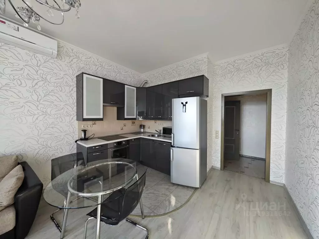2-к кв. Москва ул. Академика Волгина, 8А (42.0 м) - Фото 0