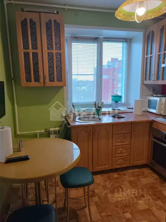 2-к кв. Омская область, Омск Привокзальный мкр, ул. Карбышева, 25 ... - Фото 1