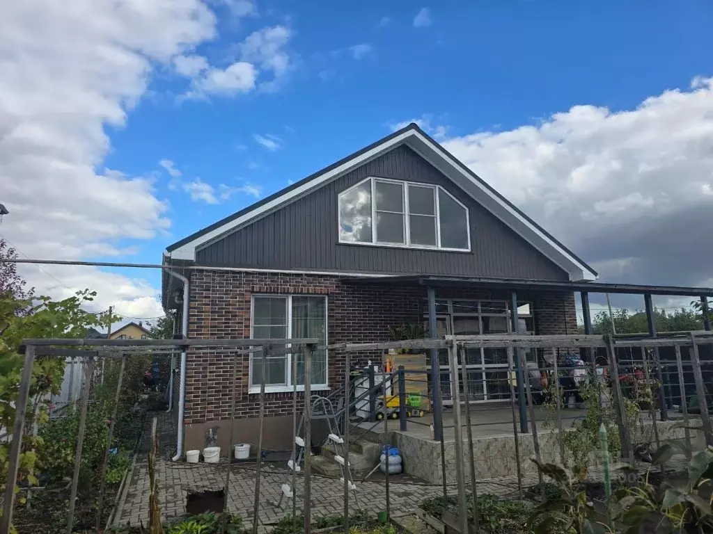 Дом в Адыгея, Тахтамукайский район, Старобжегокайское с/пос, Новая ... - Фото 1