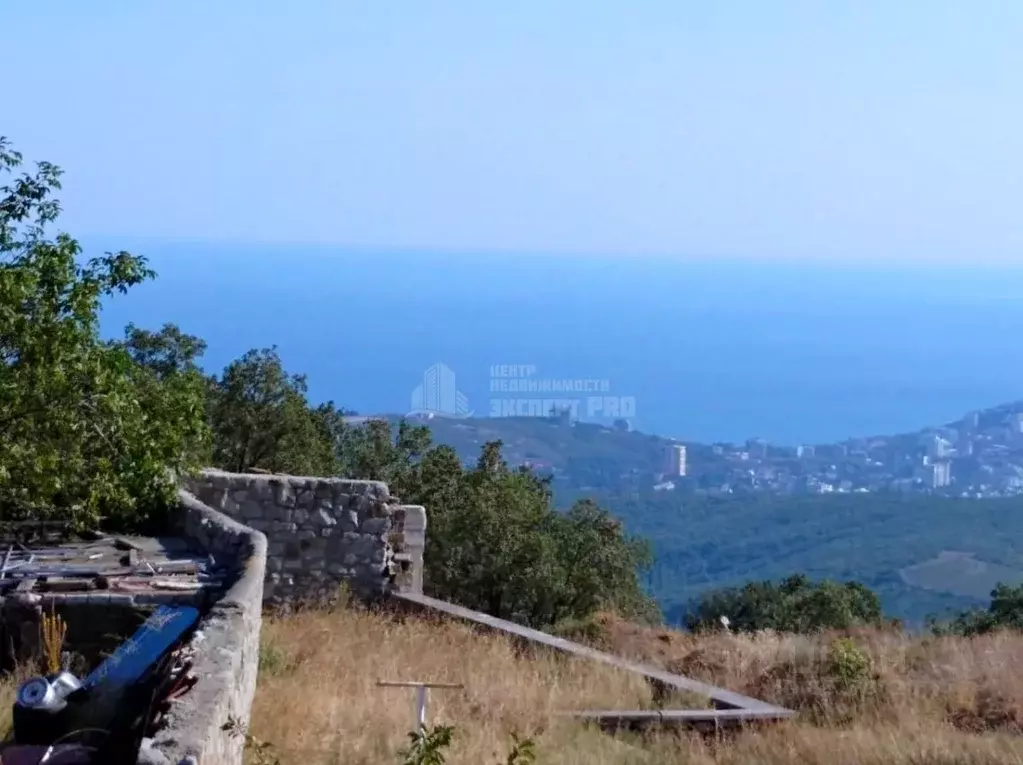 Дом в Крым, Алушта городской округ, с. Лучистое ул. Демерджинская (118 ... - Фото 1