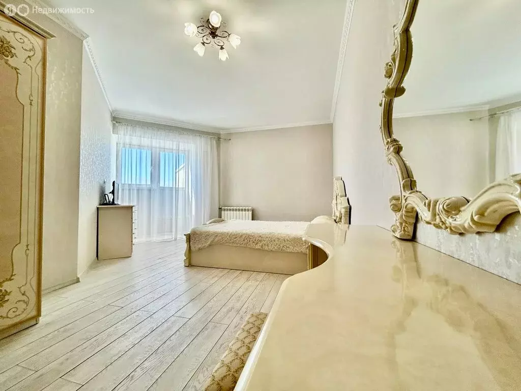 4-комнатная квартира: Иркутск, проспект Маршала Жукова, 5/1 (121 м) - Фото 1
