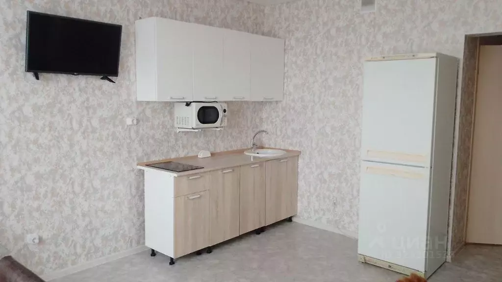 Студия Оренбургская область, Оренбург ул. Ткачева, 16/1 (26.8 м) - Фото 2