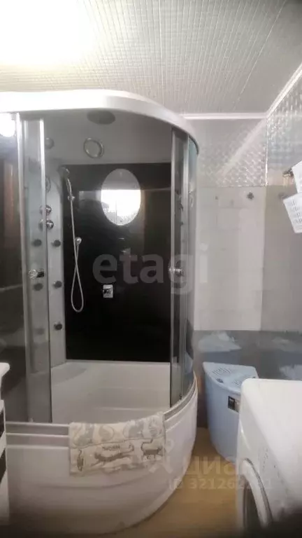 3-к кв. Архангельская область, Коряжма Советская ул., 11 (59.6 м) - Фото 1