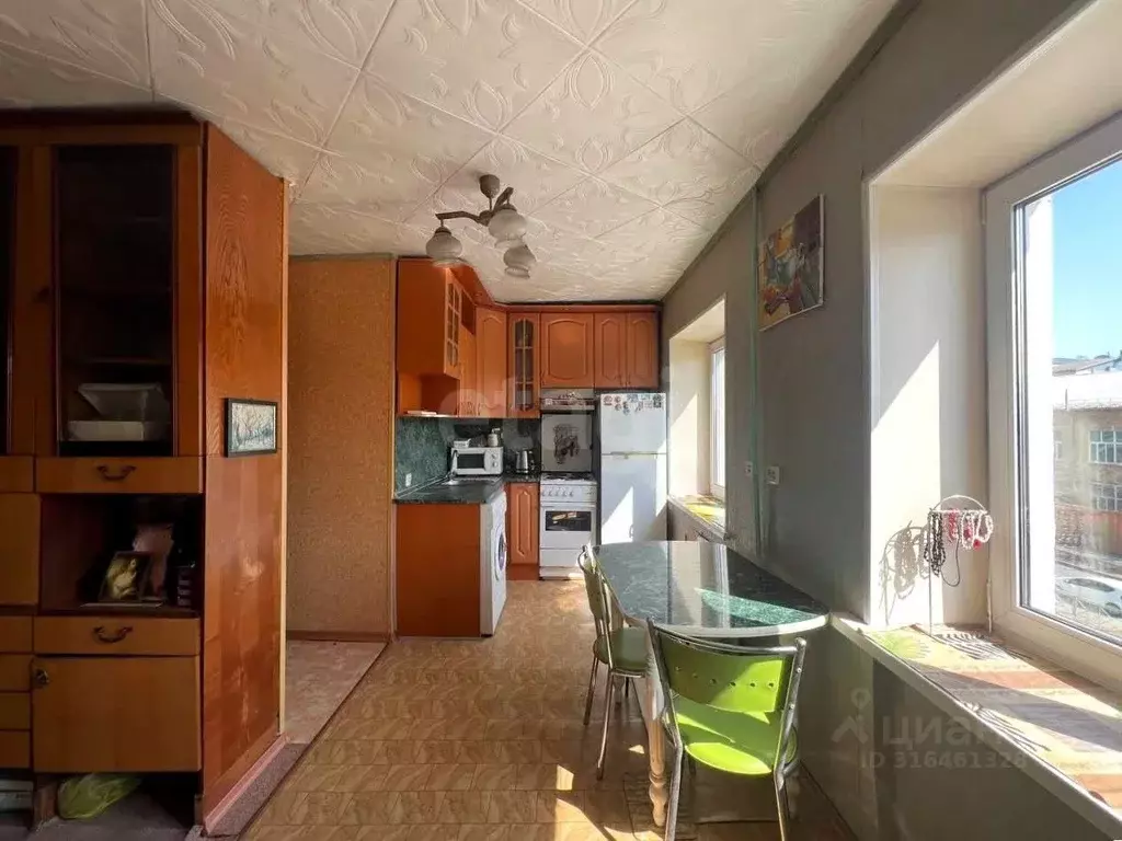 2-к кв. Приморский край, Владивосток ул. Калинина, 281 (44.7 м) - Фото 1