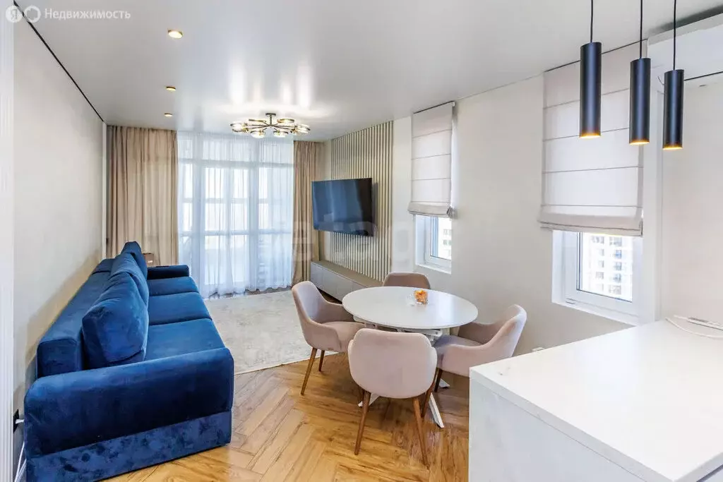 2-комнатная квартира: Дударева, улица Сергея Джанбровского, 4 (70.9 м) - Фото 2