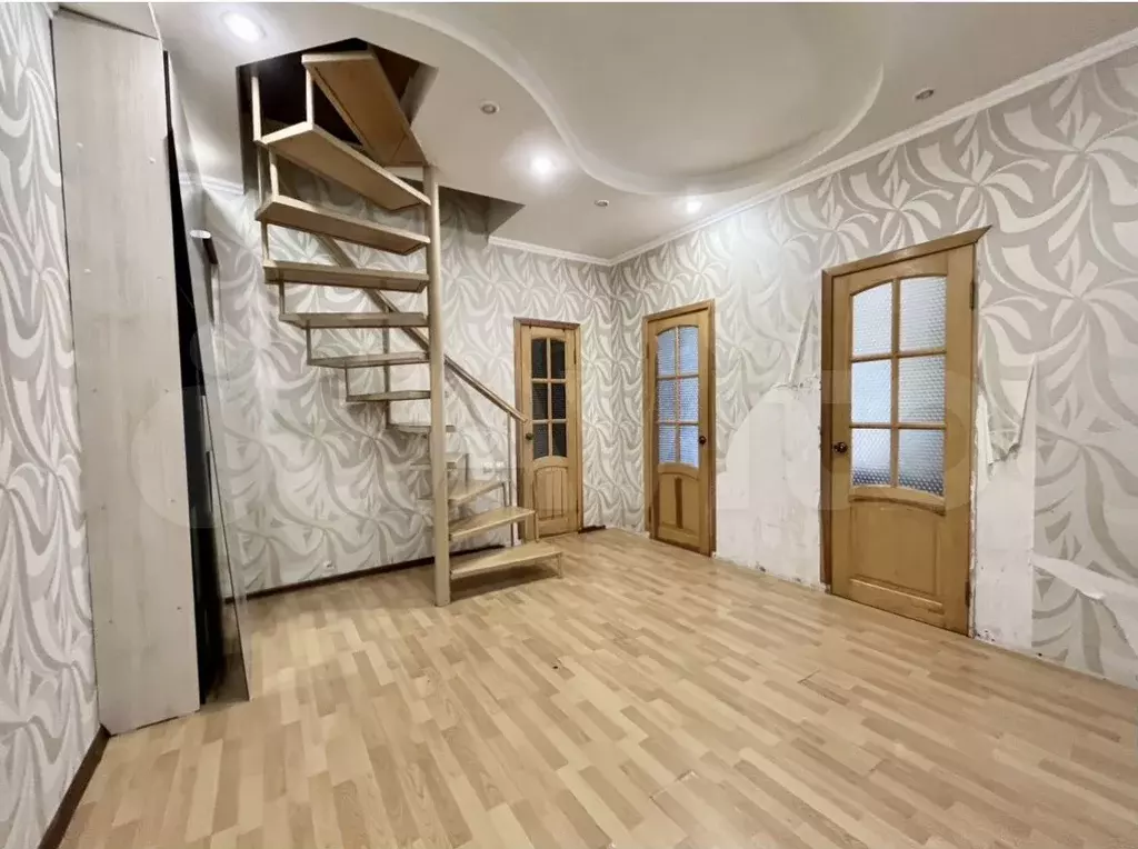 3-к. квартира, 95 м, 2/3 эт. - Фото 0