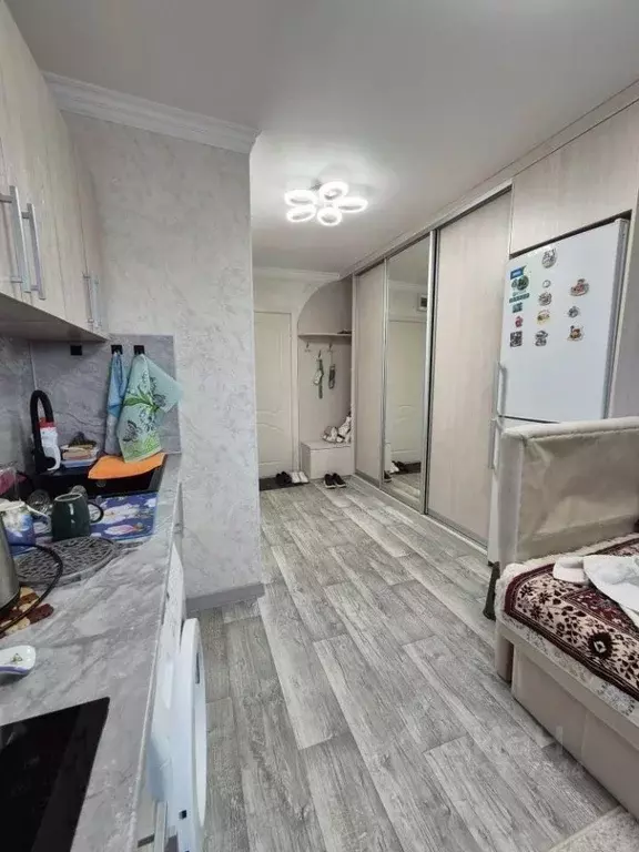 Комната Омская область, Омск просп. Космический, 18 (17.1 м) - Фото 2