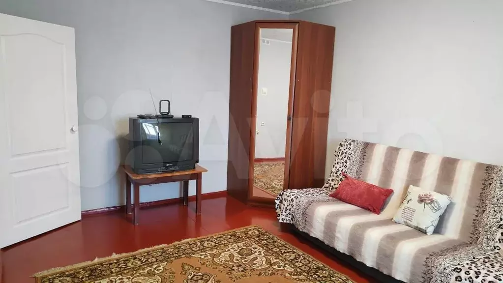 2-к. квартира, 52 м, 1/9 эт. - Фото 0