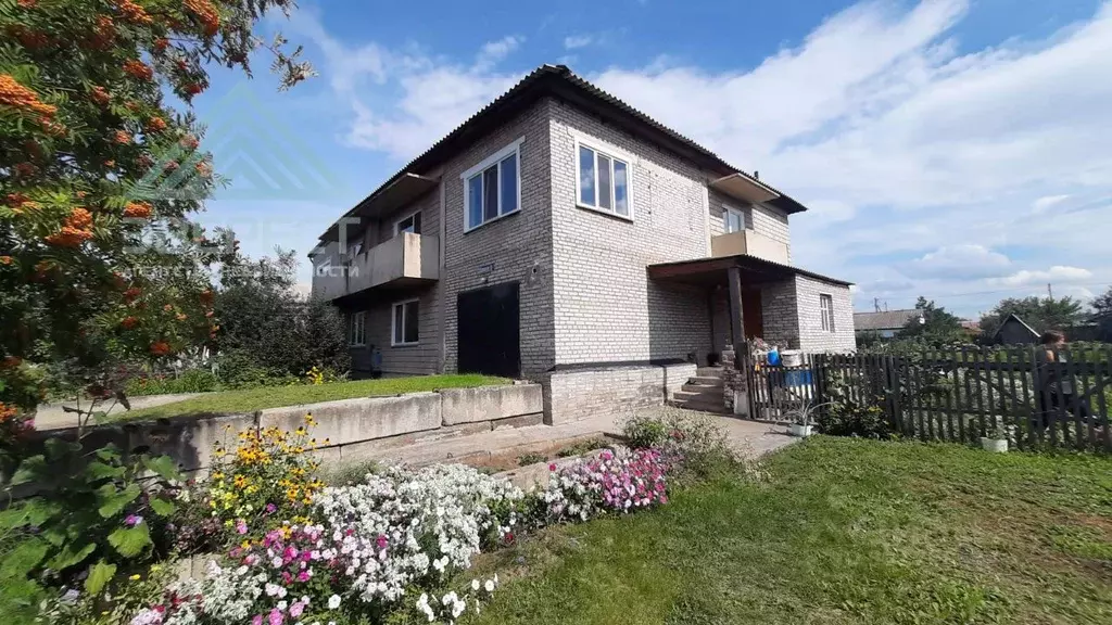 Коттедж в Хакасия, Абакан Саянская ул., 21/1 (272 м) - Фото 1