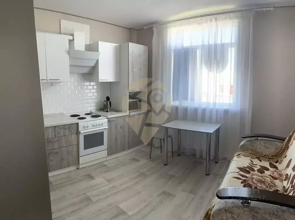 1-к кв. Белгородская область, Старый Оскол Космос мкр, 11 (40.0 м) - Фото 1