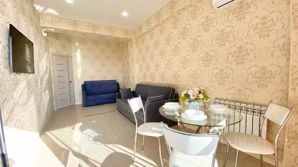 2-к кв. Краснодарский край, Сочи Центральный мкр, ул. Первомайская, 1 ... - Фото 2