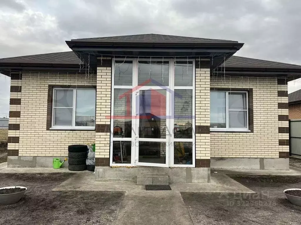 Дом в Белгородская область, Старый Оскол просп. Александра Невского, ... - Фото 0