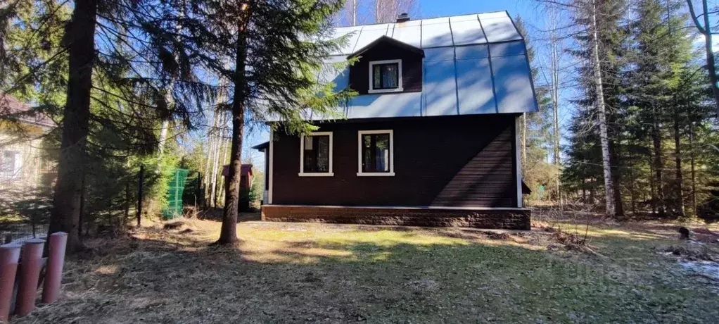 Дом в Ленинградская область, Выборгский район, Рощинское городское ... - Фото 0