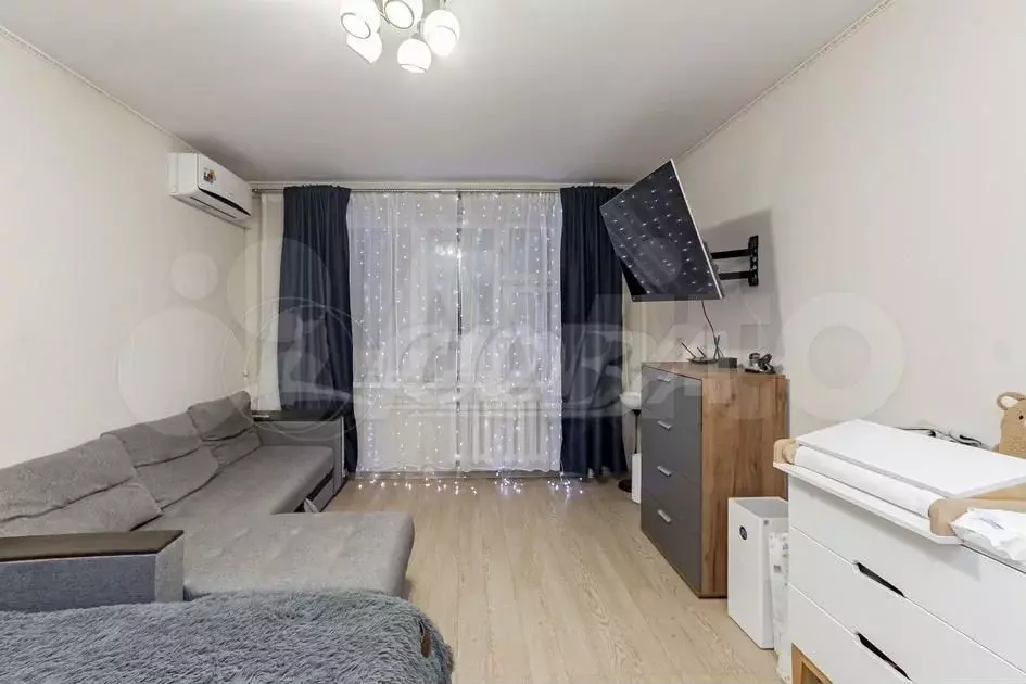1-к. квартира, 43 м, 13/14 эт. - Фото 1