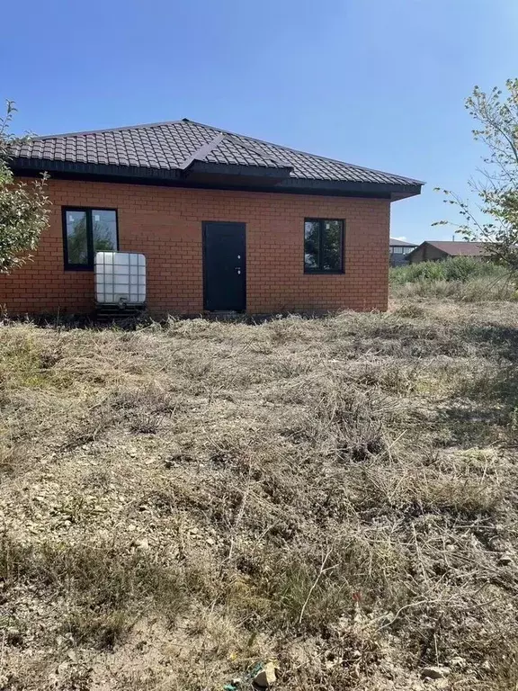 Дом в Саратовская область, пос. Рейник, Лазурный мкр  (83 м) - Фото 1