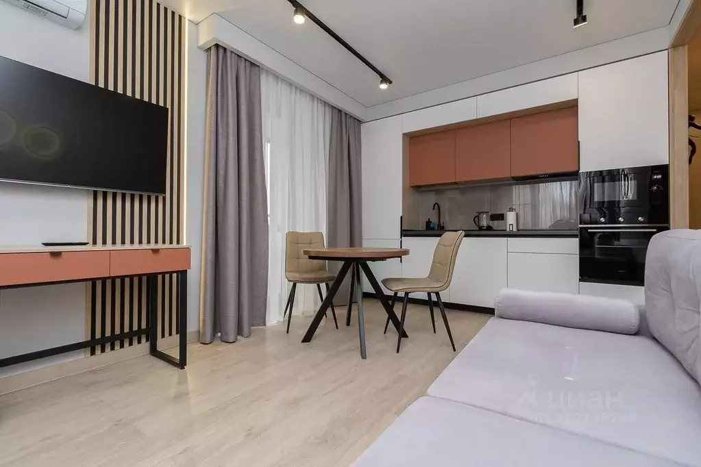 2-к кв. Омская область, Омск ул. 5-я Северная, 124 (45.0 м) - Фото 1