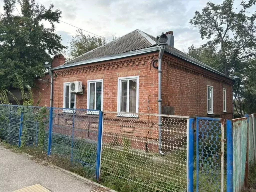 Дом в Краснодарский край, Тбилисская ст-ца ул. Красная (76 м) - Фото 1