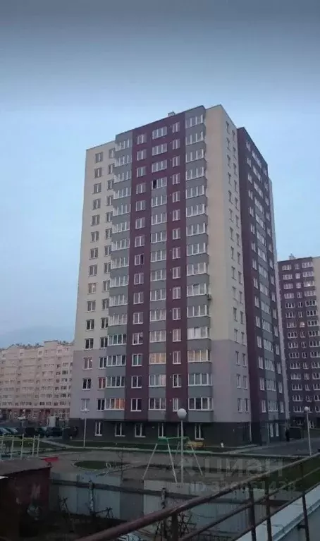 2-к кв. Калининградская область, Калининград Флотская ул., 4 (62.2 м) - Фото 0