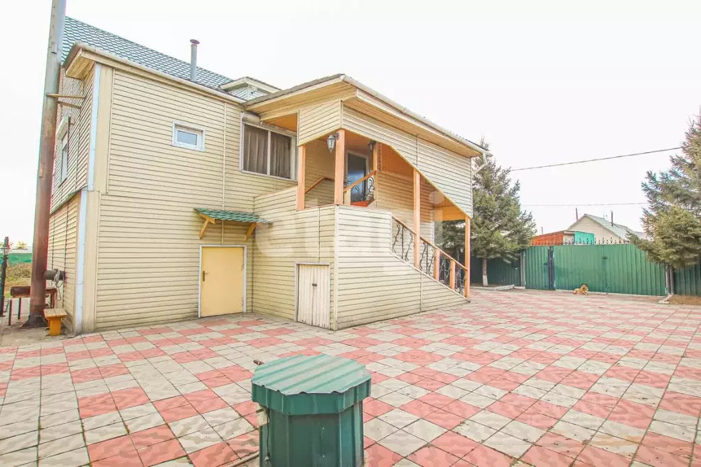 Дом в Бурятия, Улан-Удэ Баргузинская ул., 49 (278 м) - Фото 0