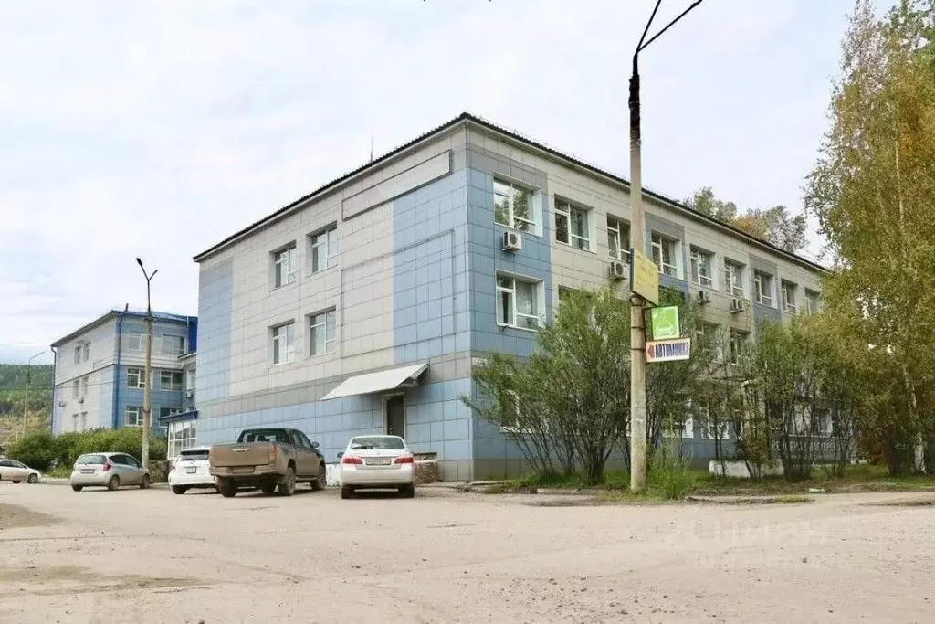 Помещение свободного назначения в Иркутская область, Усть-Кут ул. ... - Фото 1