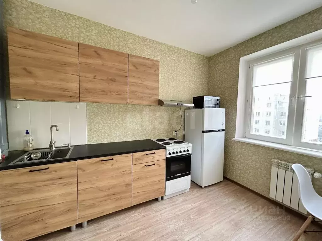 2-к кв. Тюменская область, Тобольск 10-й мкр, 3Г (56.6 м) - Фото 1