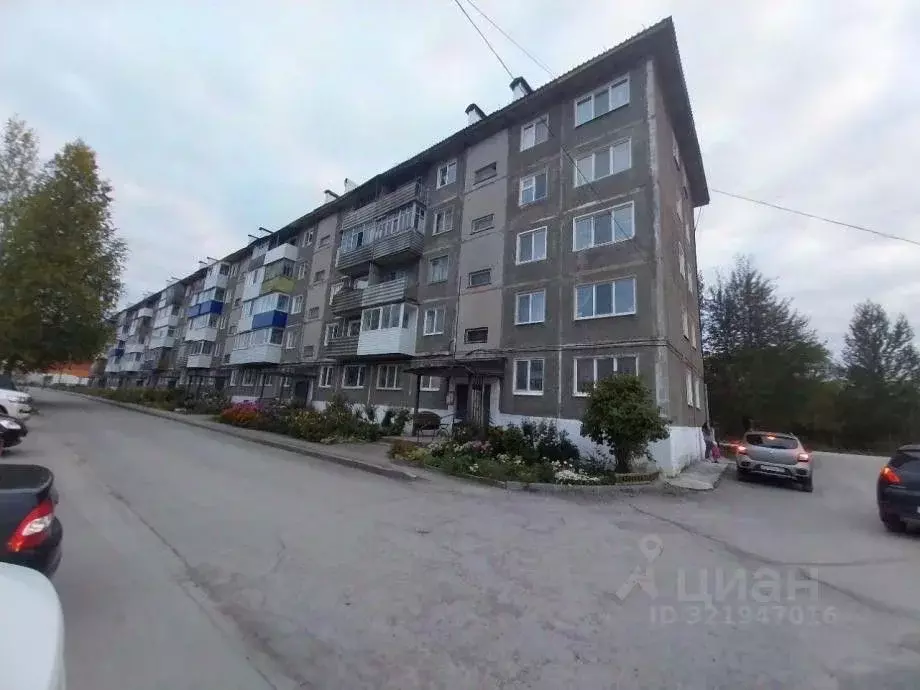 2-к кв. Пермский край, Александровск Яйва пгт, Юбилейная ул., 1 (44.1 ... - Фото 1