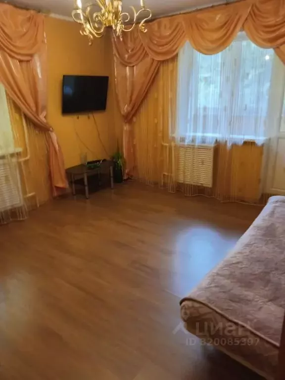 2-к кв. Саратовская область, Саратов Весенняя ул., 10 (70.0 м) - Фото 0