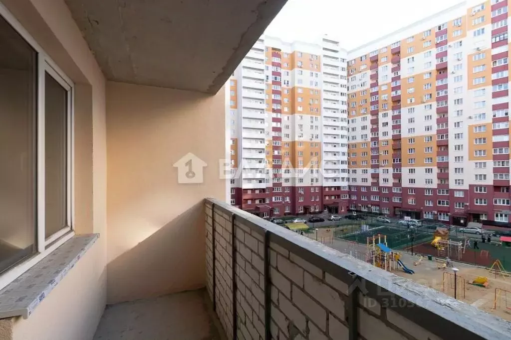 2-к кв. Владимирская область, Владимир проезд Лакина, 10 (66.93 м) - Фото 0