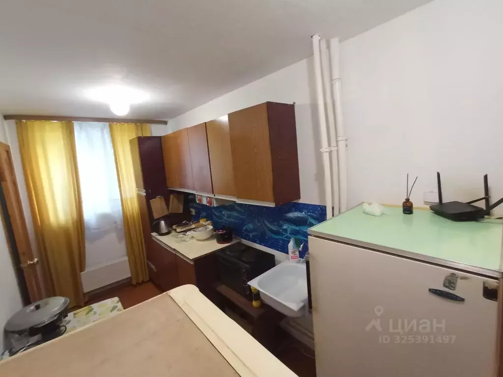 Комната Свердловская область, Екатеринбург ул. Уральская, 54 (10.0 м) - Фото 2