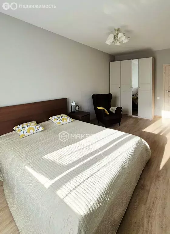 1-комнатная квартира: Санкт-Петербург, 26-я линия Васильевского ... - Фото 1