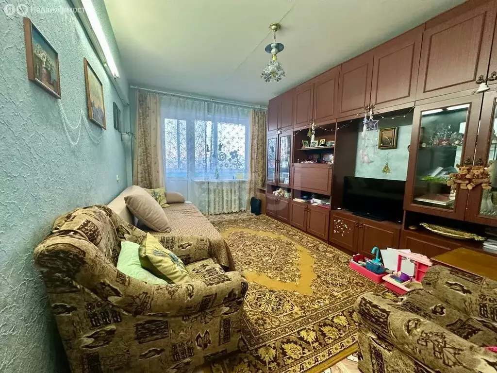 2-комнатная квартира: Ачинск, улица Калинина, 9 (44.9 м) - Фото 1