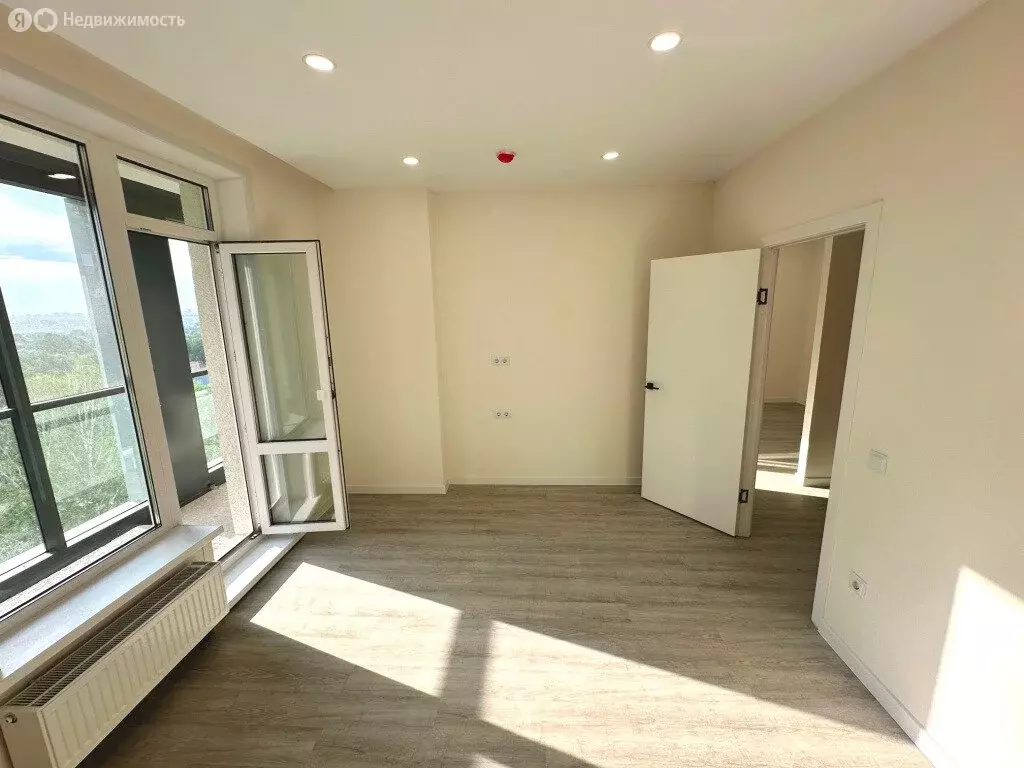 2-комнатная квартира: Новосибирск, улица Коминтерна, 1 (40 м) - Фото 1