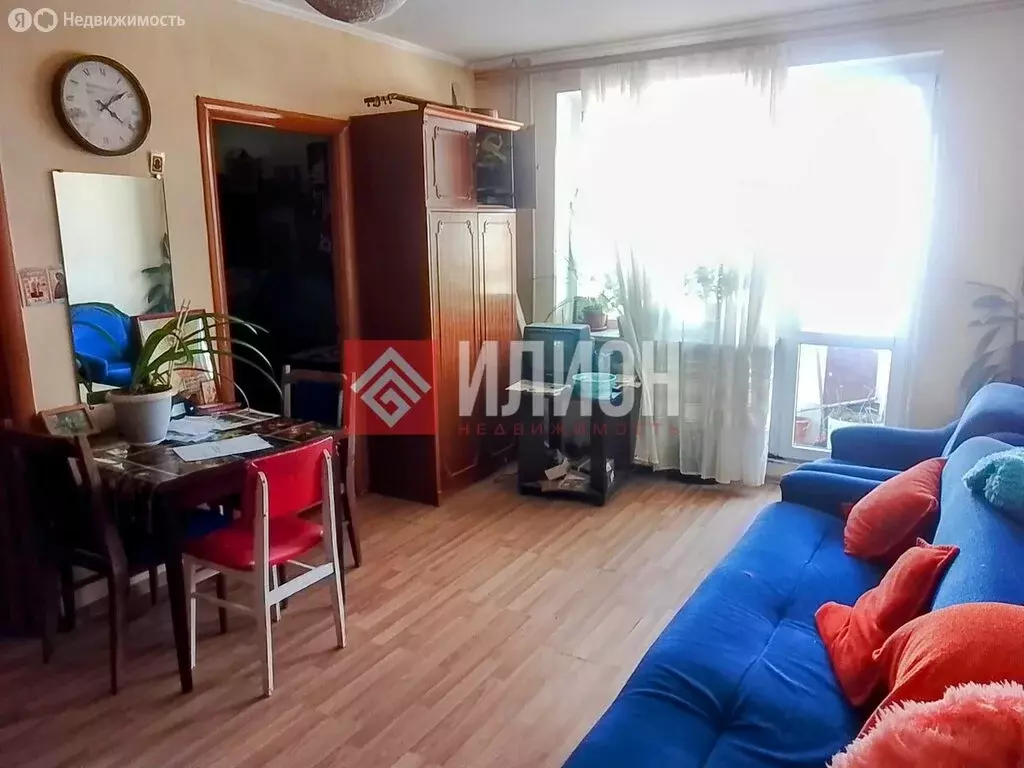 4-комнатная квартира: Севастополь, улица Павла Корчагина, 16 (70 м) - Фото 1