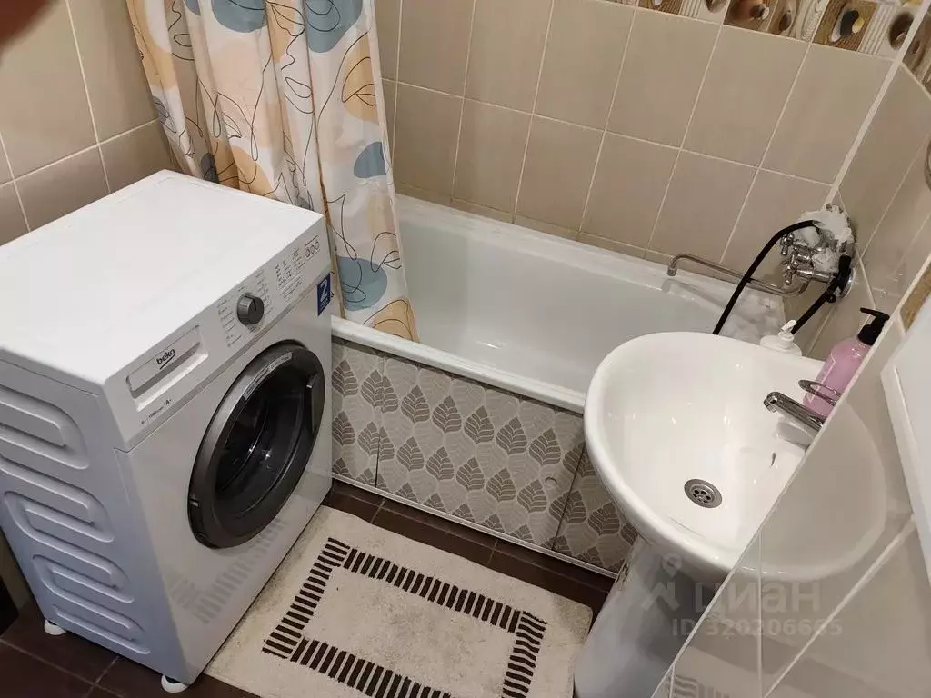 2-к кв. Кемеровская область, Прокопьевск Институтская ул., 5 (44.0 м) - Фото 1