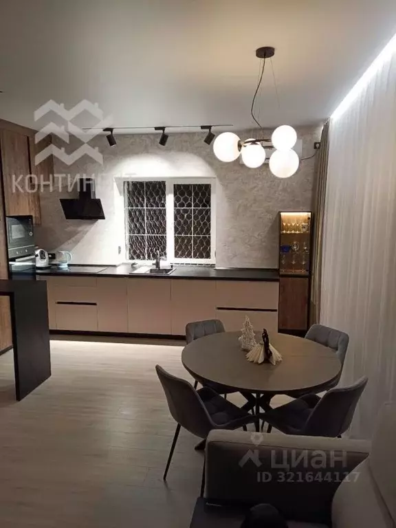 Дом в Крым, Сакский район, с. Молочное ул. Туристическая (140 м) - Фото 1