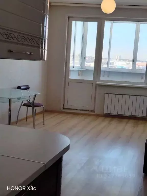 Студия Свердловская область, Екатеринбург ул. Самолетная, 33 (28.4 м) - Фото 2