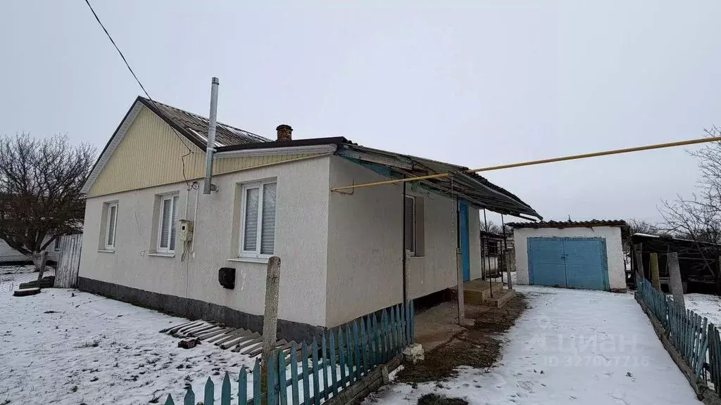 Дом в Крым, Кировский район, с. Партизаны ул. Полищука, 28 (57 м) - Фото 2