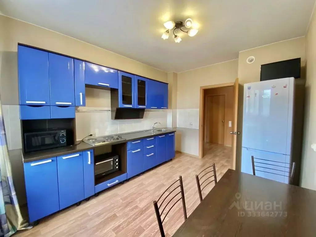 3-к кв. Новосибирская область, Новосибирск ул. Красина, 60А (80.1 м) - Фото 2