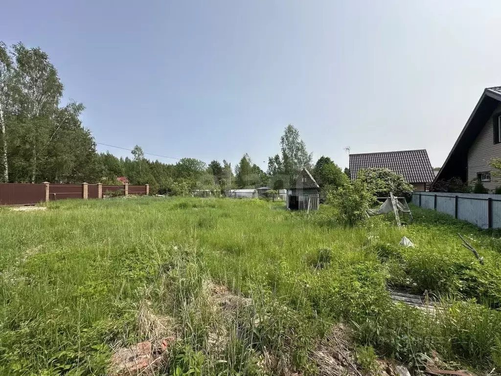 Участок в Москва Радуга СНТ, 32 (9.0 сот.) - Фото 1