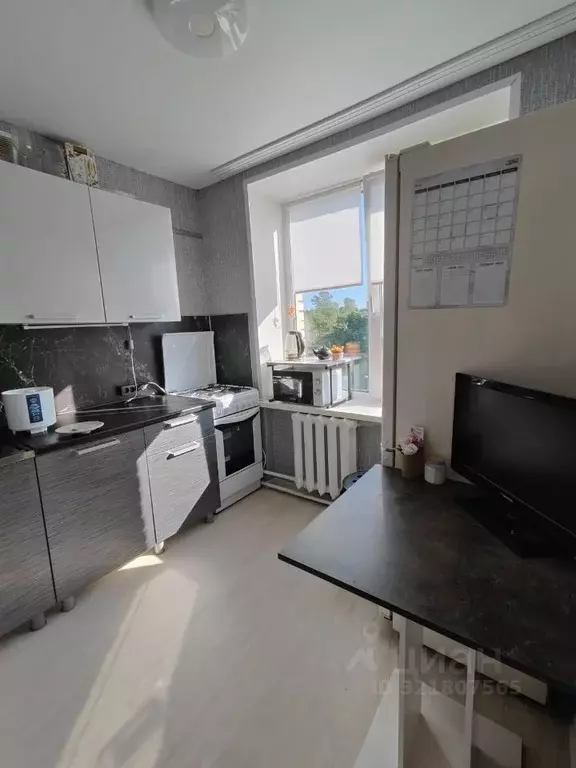 2-к кв. Ленинградская область, Кириши просп. Ленина, 3 (44.1 м) - Фото 1