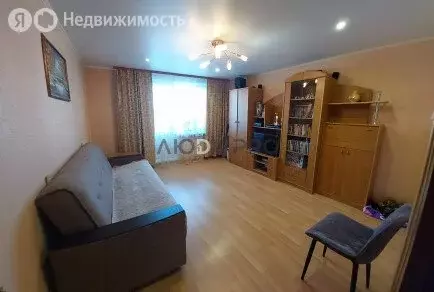 3-комнатная квартира: Сыктывкар, улица Свободы, 25 (67 м) - Фото 1