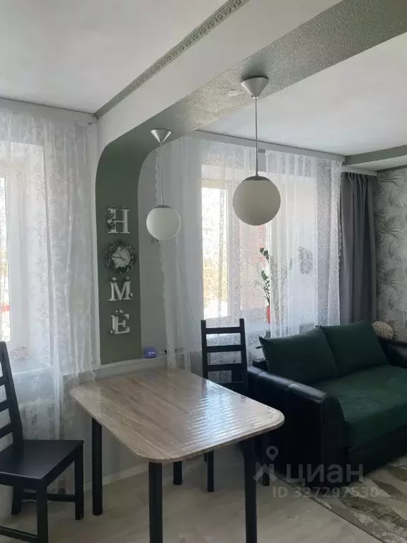 2-к кв. Омская область, Омск ул. Химиков, 47Б (63.0 м) - Фото 1