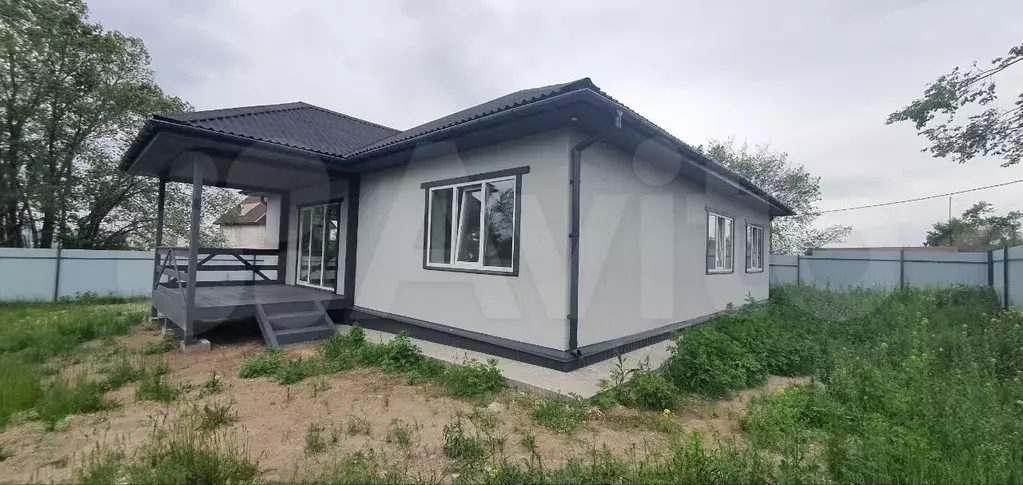 Дом 100 м на участке 10 сот. - Фото 1