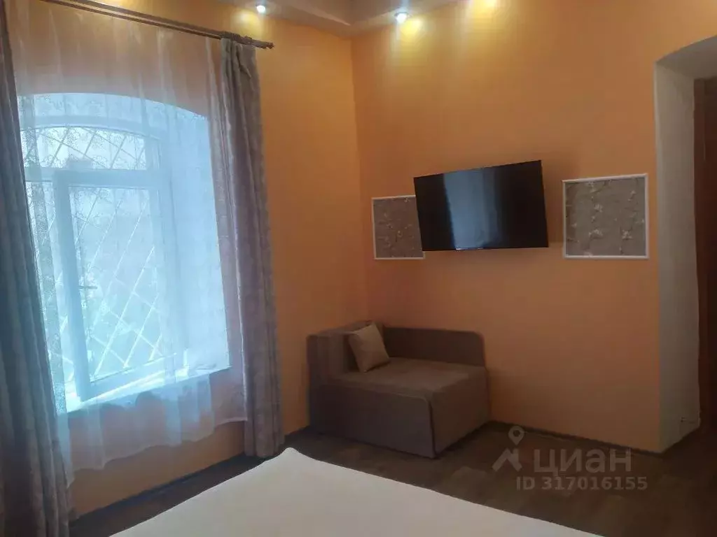 1-к кв. Крым, Феодосия ул. Чехова, 4 (32.0 м) - Фото 1