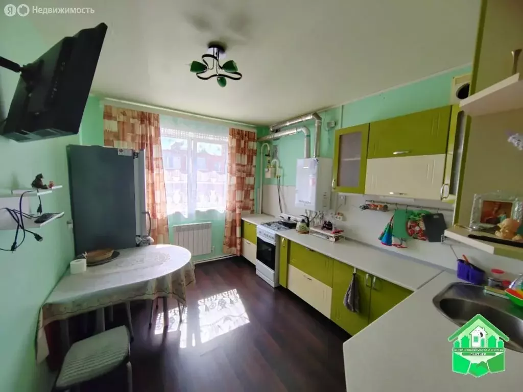 2-комнатная квартира: Щедрино, Парковая улица, 16 (58.4 м) - Фото 0