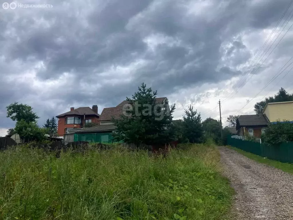 Участок в посёлок городского типа Красное-на-Волге, улица Луначарского ... - Фото 0