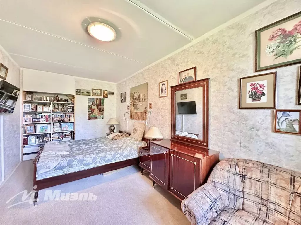 Продается 2-комнатная квартира - Фото 1