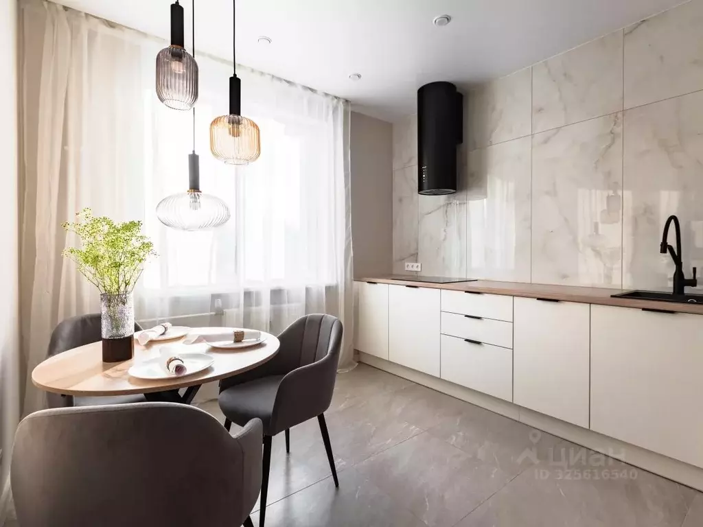 2-к кв. Ленинградская область, Кингисепп пер. Юности, 4 (56.2 м) - Фото 1