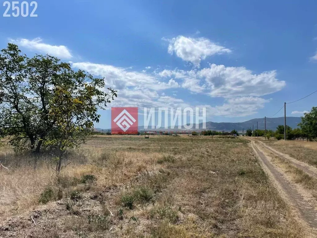 Участок в Крым, Кировский район, с. Абрикосовка ул. Сосновая (18.0 ... - Фото 2